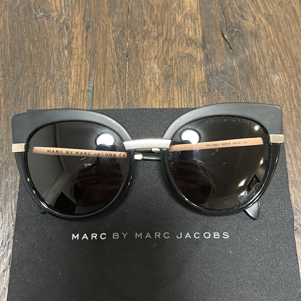 Marc Jacobs sunglasses